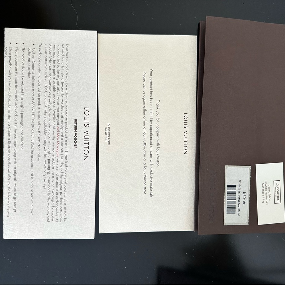 Louis Vuitton Wallet - Picture 12 of 13
